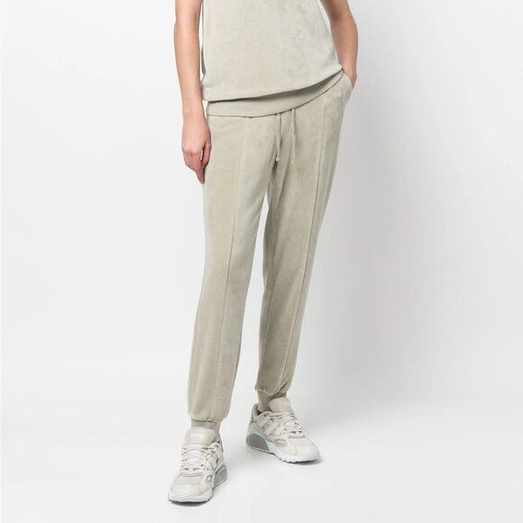 Fear of God Essentials Logo Patch Velour Pants NWT Large - Picture 7 of 7